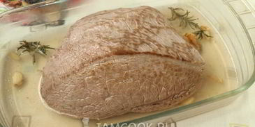 говядина, запеченная в духовке куском