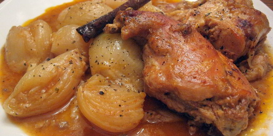 Рецепт кролика, тушенного в духовке