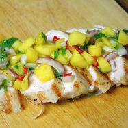 Рецепт Куриного филе с сальсой из манго