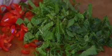 куриное филе с сальсой из манго