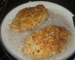 Куриные грудки с грибной начинкой