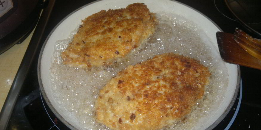 Рецепт куриных грудок с грибной начинкой