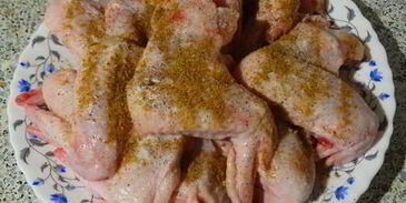 куриные крылья в остро-сладкой глазури