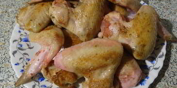 куриные крылья в остро-сладкой глазури