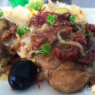 Рецепт Курицы в кокосовом молоке с вялеными томатами