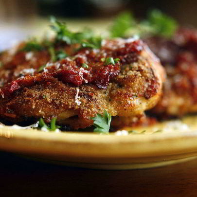 Курицу кусочками в духовке