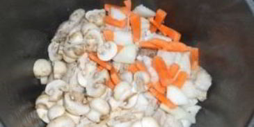 мясо с шампиньонами в мультиварке