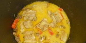 мясо с шампиньонами в мультиварке