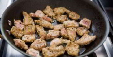 свинина в соусе с лапшой