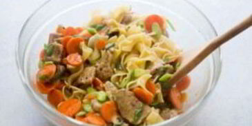 свинина в соусе с лапшой