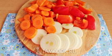 свинина, запеченная с овощами в духовке