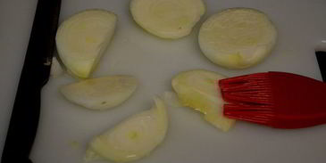 свиные отбивные с луком