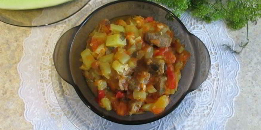 Рецепт тушеной говядины с баклажанами и кабачками