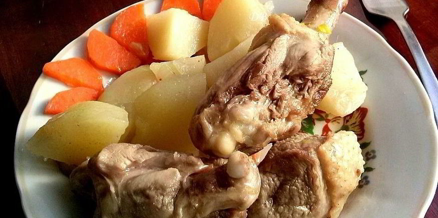 Рецепт утки, тушенной с картошкой