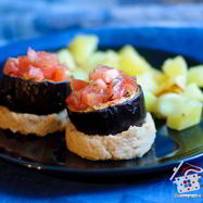 Рецепт Баклажанов с пюре из белой фасоли и картофелем