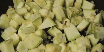 кабачки с орехами