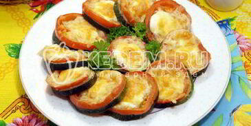 кабачки с помидорами и сыром