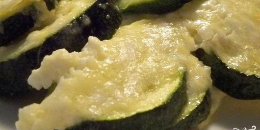 Рецепт кабачков с творогом и чесноком