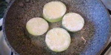 кабачки, жареные в муке