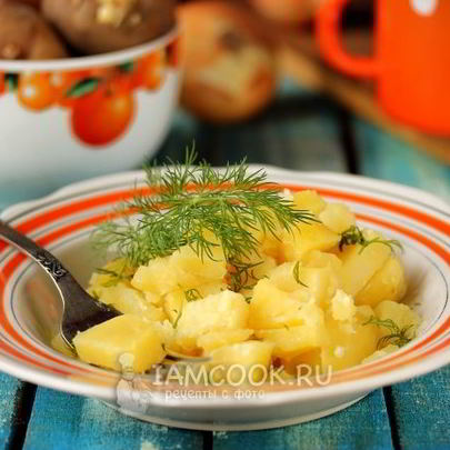 Картофель тушеный в мультиварке