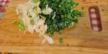 лобио из стручковой фасоли с яйцом по-грузински