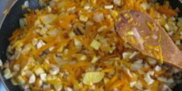 перец, фаршированный грибами