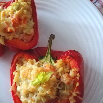 Перцы, фаршированные булгуром и овощами