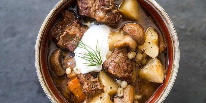 Рецепт тушеной картошки с мясом и грибами