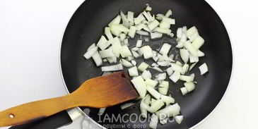 тушеные кабачки с морковью и луком