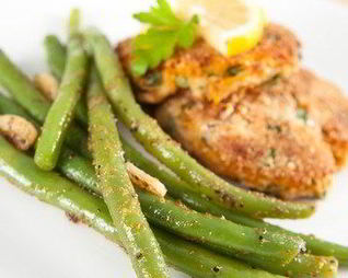 Зеленая фасоль с горчичной заправкой и луком-шалотом