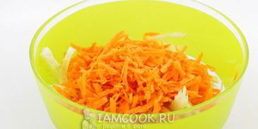 жареная капуста с яйцом