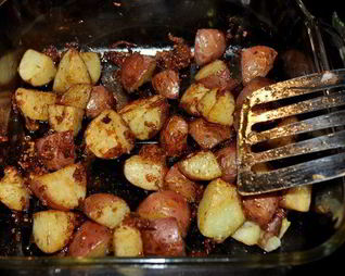 Жареный золотой картофель