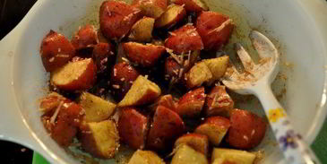 жареный золотой картофель