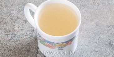 жареные огурцы с луком