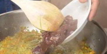 кростини с куриной печенью