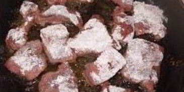 печень говяжья тушеная с грибами