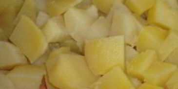 печень говяжья тушеная