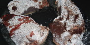 печень нежность в сметанно-луковом соусе