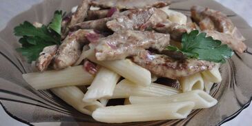 печень по-строгановски