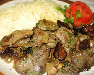 Печень с черносливом