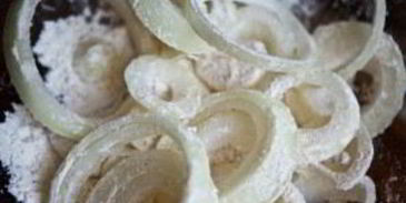 печень с луком и сметаной