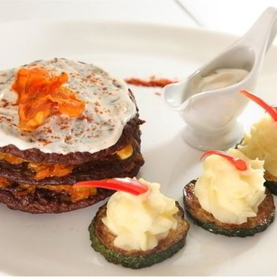 Печень с овощами и сыром