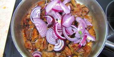 печень с плоской стручковой фасолью