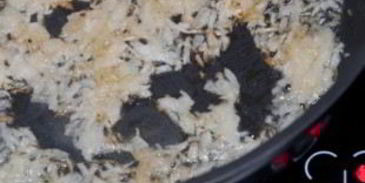 печень, тушеная в сметане с луком