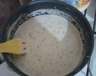 Печенка в сырном соусе