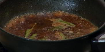 телячья печень в винном соусе с шалфеем