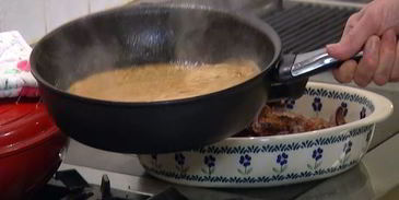 телячья печень в винном соусе с шалфеем