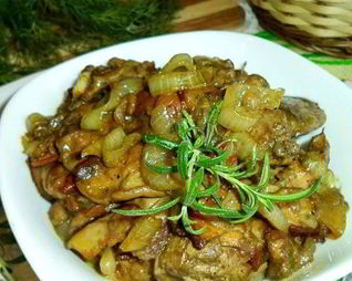 Утиная печень с грибами