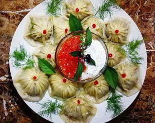 Хинкали с бараниной и индейкой на пару