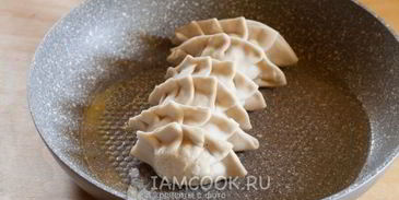 китайские жареные пельмени